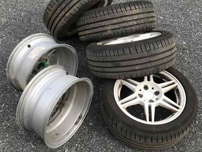 6 jantes rota competition 4x100 avec 4 michelin pilos sport 3 en bon état . 250e à déb 0