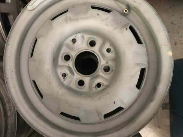 6 JANTES TOLE 5,5X13 ET38 TBE GOLF 1 GTI pièces et voitures de course