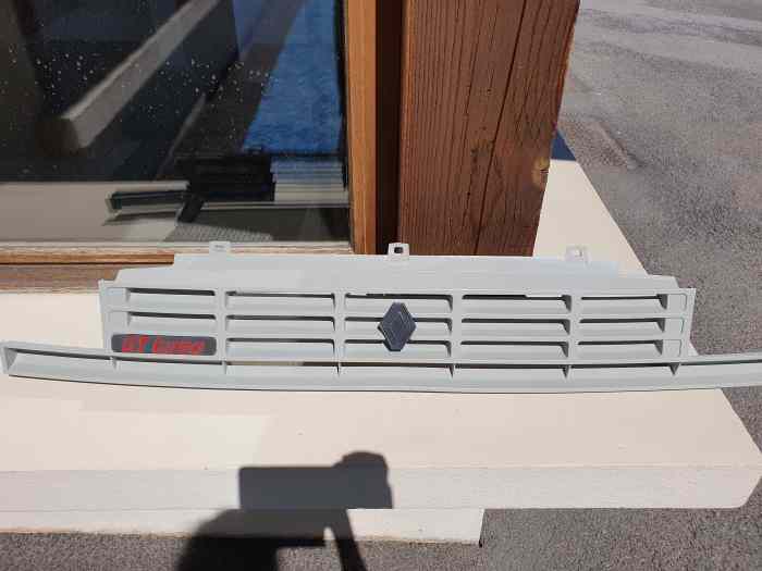 Calandre Supercinq GT Turbo phase 1