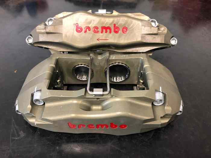 2 ETRIERS BREMBO 4 PISTONS INSERT TITANE ETAT NEUF 1