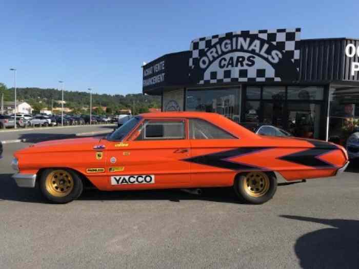 Ford Galaxie 500 V8 Fastback préparée pour la compétition 1