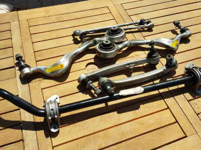 Train Roulant Avant BMW 1M / M3 COMPLET 1