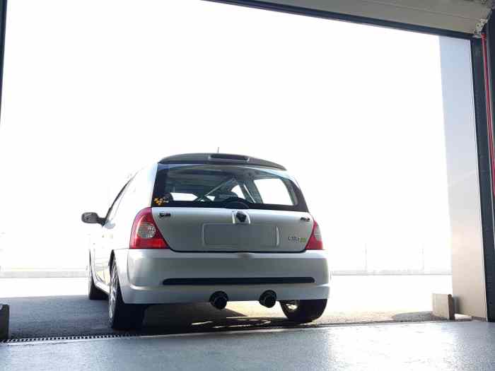 Clio 2 rs 182 2