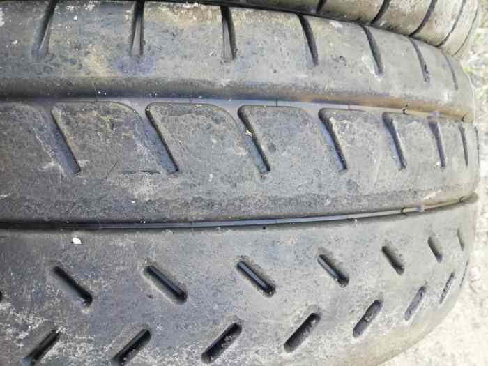 Vends pneus michelin R31 19/58/15 0