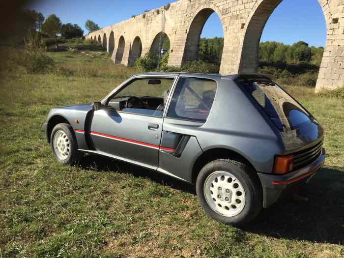 205 TURBO 16 série 200 0