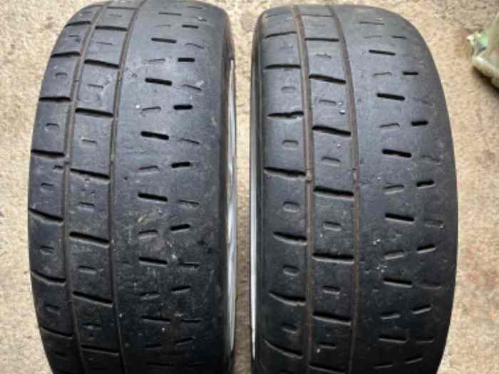 Vide garage Pneus Pirelli en 16 3