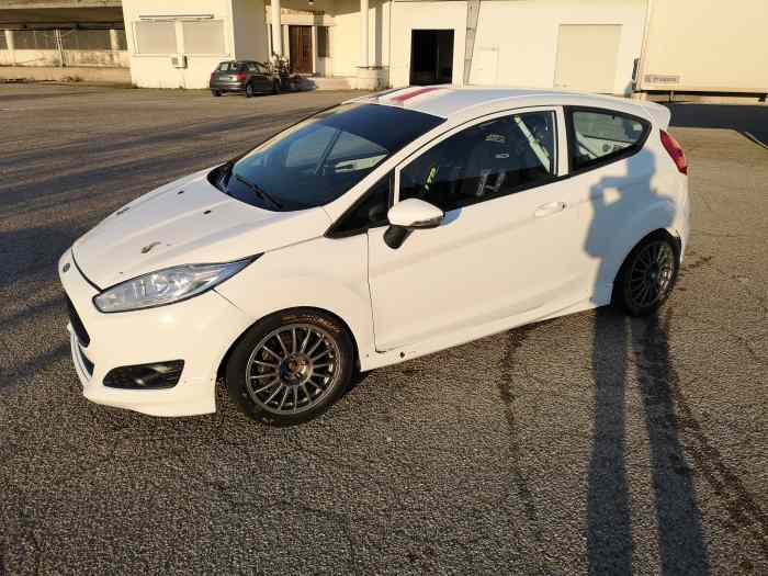 Ford Fiesta R2T M-Sport 0