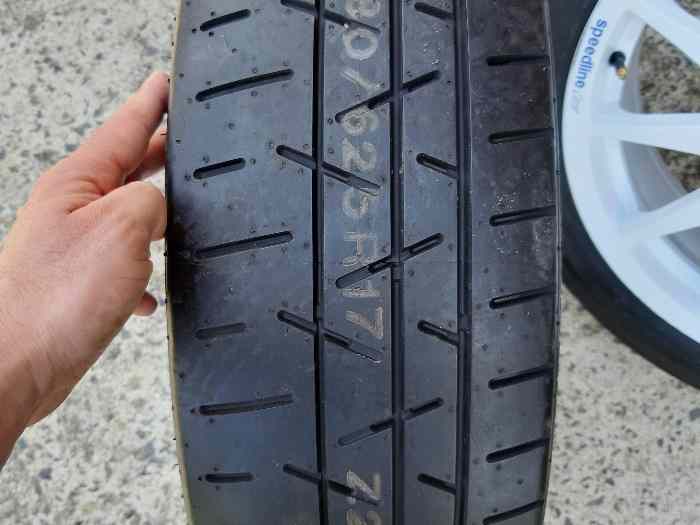 2 pneus neufs Hankook Z205 T52 en 180/625R17 0
