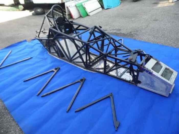 CHASSIS NU MONOPLACE VAN DIEMEN RF 97 4