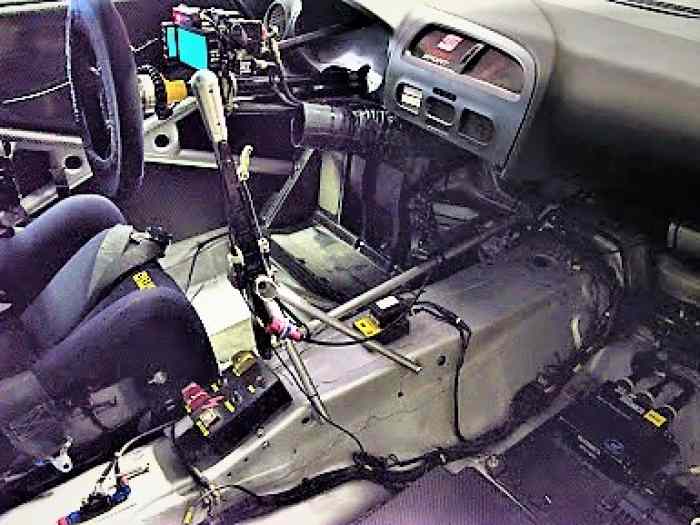 2005 Seat Leon WTCC S2000 Touring race car 4