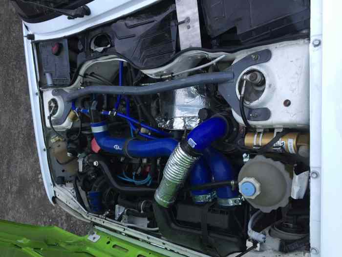 VENDS MOTEUR RENAULT GT TURBO PREPA F2000 pièces et voitures de course à vendre, de rallye et
