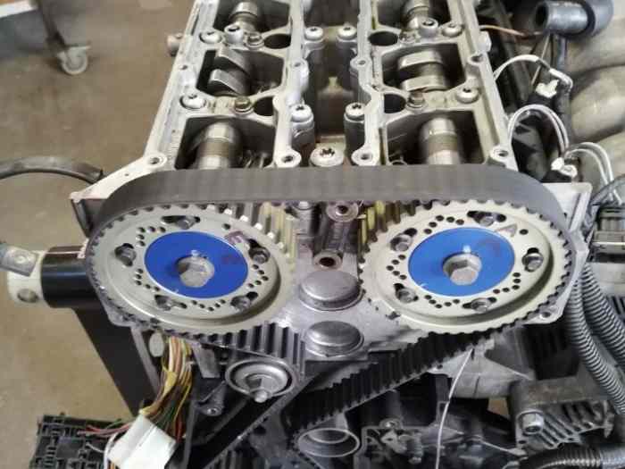 Moteur/ boîte de megane 1 2l 16s f7r710 1