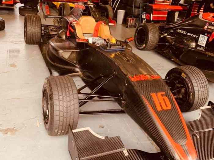 Formule Renault 2.0 3
