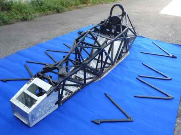 CHASSIS NU MONOPLACE VAN DIEMEN RF 97 0