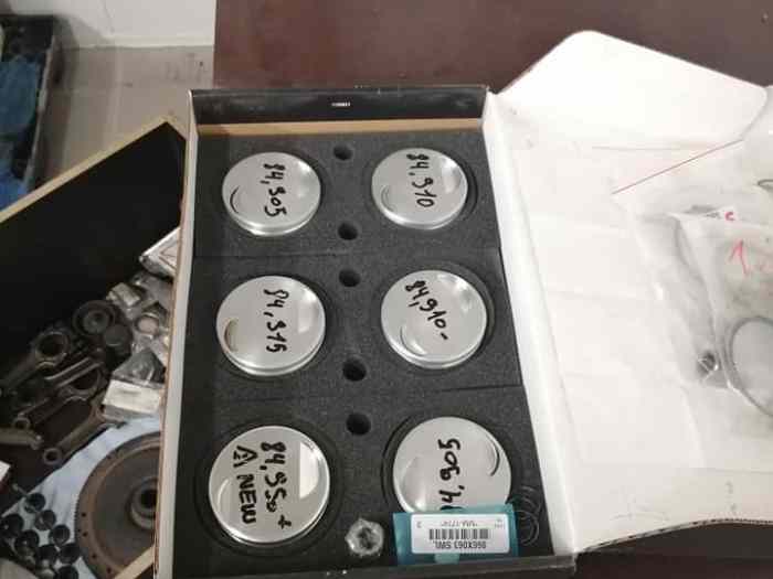 Pièces Moteur BMW E30 325i (M20B25/27) 2