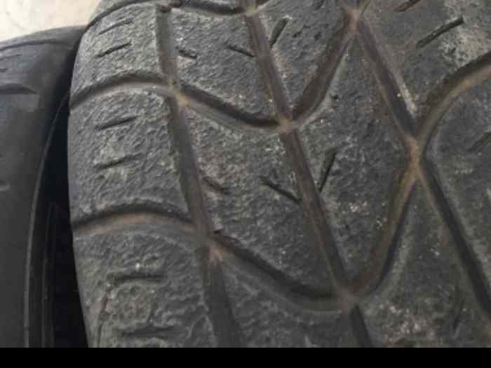 Pirelli N3 15 pouces 1