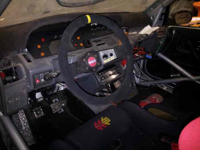 JE VENDS MA  DERNIERE VRAIE CLIO KIT CAR MONTEE NEUVE DANS NOS ATELIERS LA N°57 K 33 2