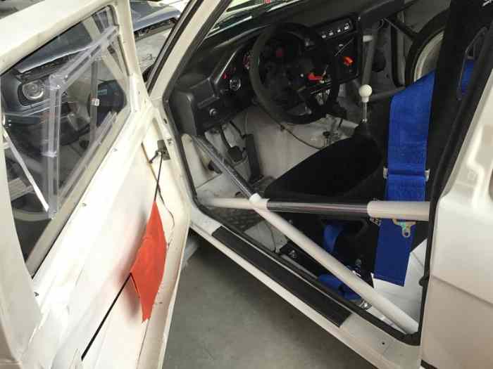 Caisse BMW   e30  serie 3    piste , circuit , course 5