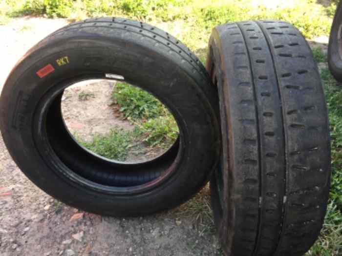 Vend pneus Pirelli 14 pouce rk7 70% ok