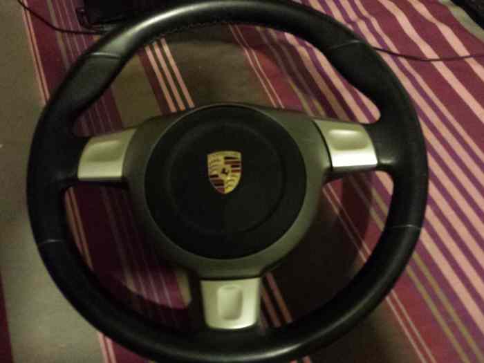Porsche volant 0