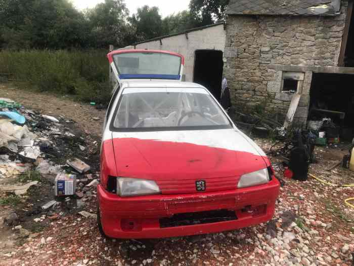 Vend 106 F2000 1