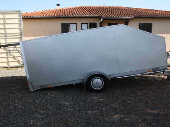 Remorque porte-voiture fermée alu  basculante PTC 1600 KG – photo 5 sur 6