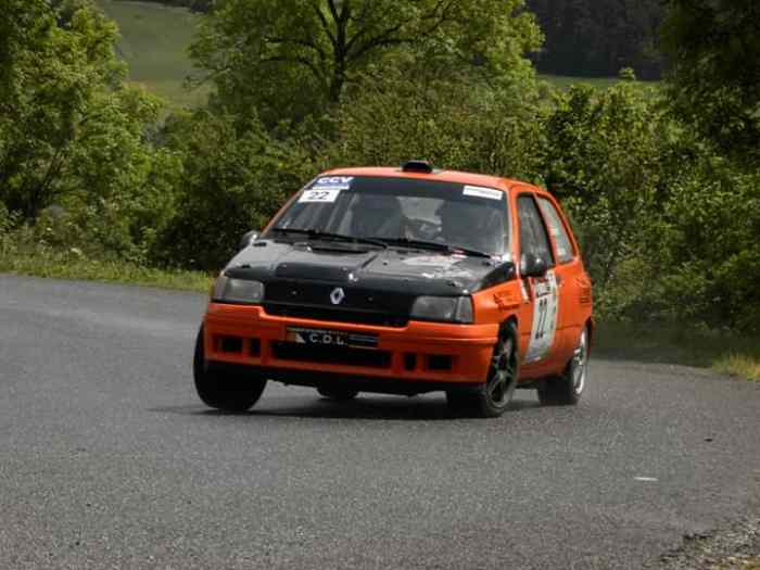Clio a7k ou f2000 1