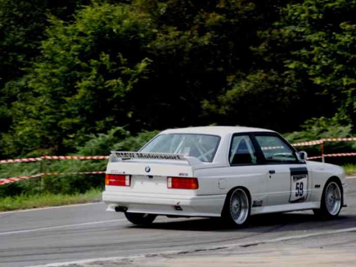 BMW M3 e30 // DTM specs 2
