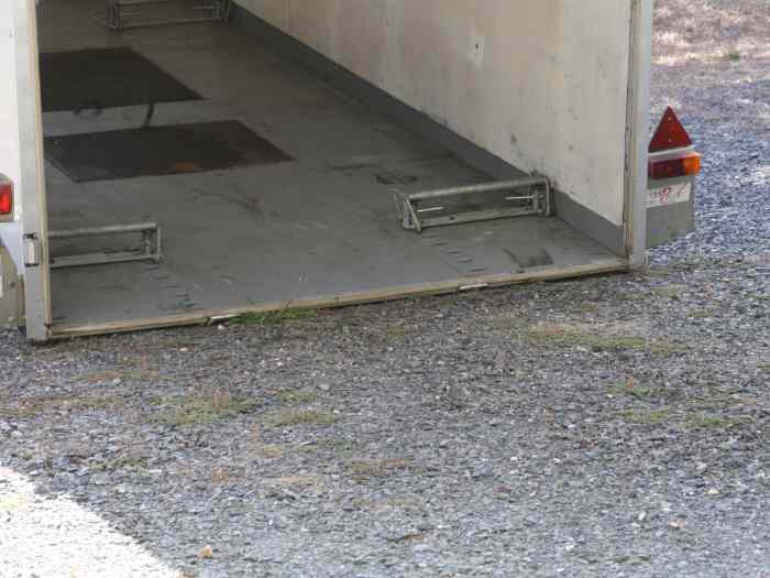 Remorque porte-voiture fermée alu  basculante PTC 1600 KG – photo 4 sur 6
