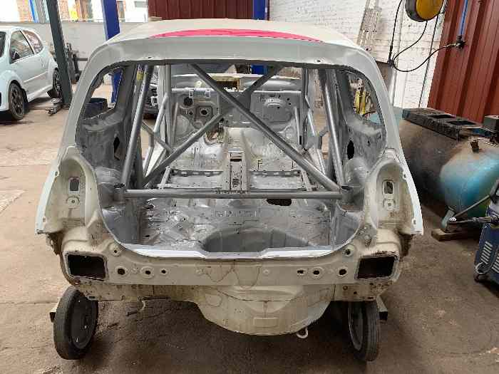Caisse Twingo R2 Evo à refaire 1