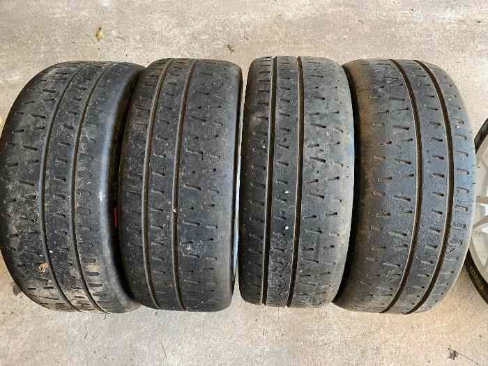 PNEUS PIRELLI 235/40/18