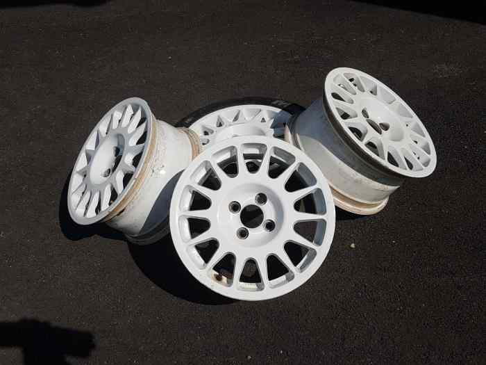 Jantes Clio 2 rs rallye 15 pouces ET 43,5 millimètres