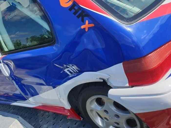Peugeot 106 S16 FN2 complète à remonter (Accidentée + caisse ...