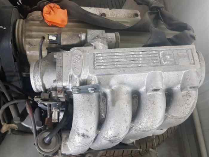 moteur ford pinto 2.0l injection 1