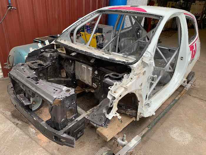 Caisse Twingo R2 Evo à refaire 2