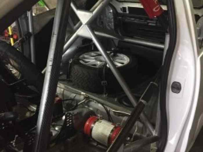 C2 R2 RESERVER – photo 3 sur 5