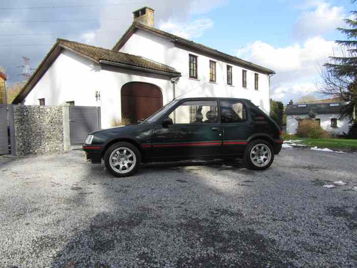Peugeot 205 Gti 1.9 0
