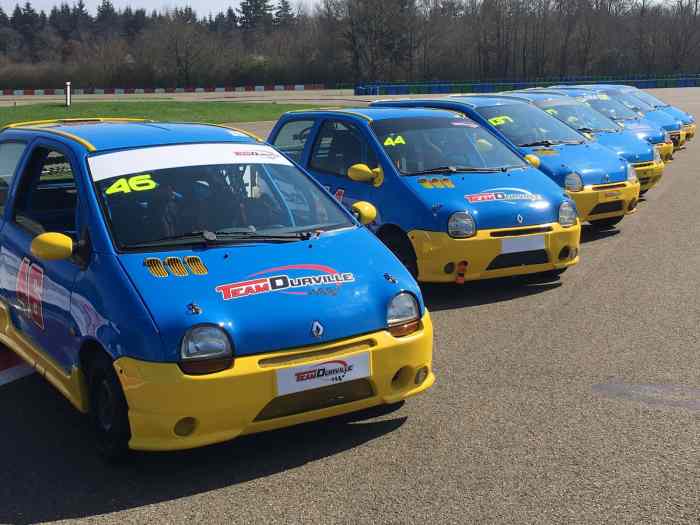 renault twincup prete a courir 4500€ 0