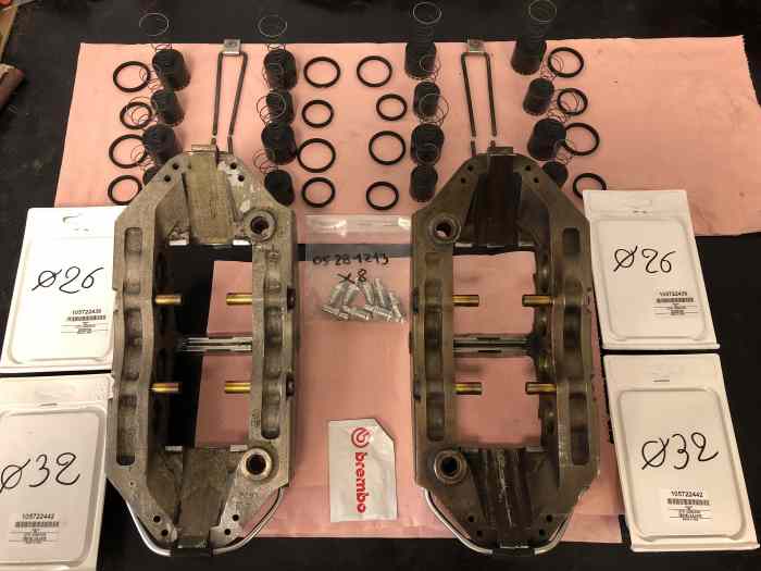 2 ÉTRIERS BREMBO 206 / 307 / FOCUS WRC 8 PISTONS MONOBLOC 4