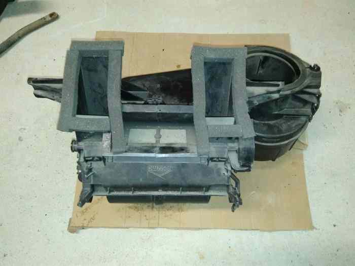 Bloc chauffage de Peugeot 205 1