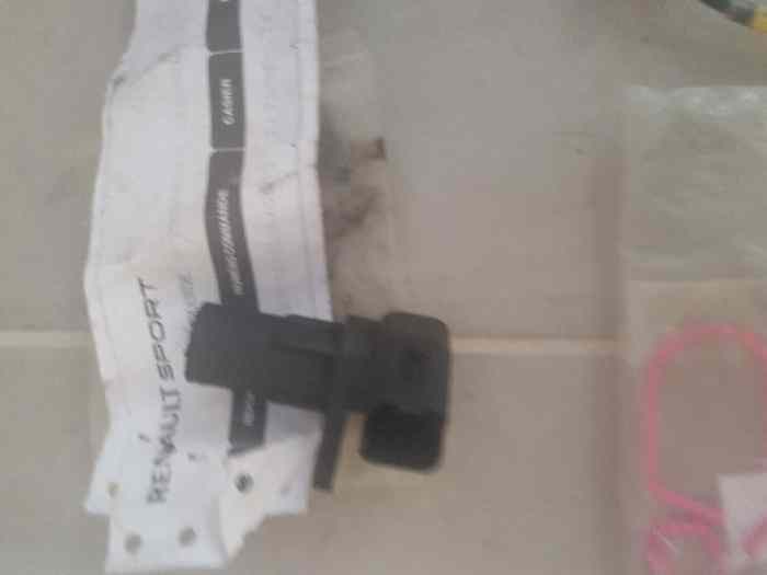 A Vendre pièces neuve et occasion    FR 2013 3