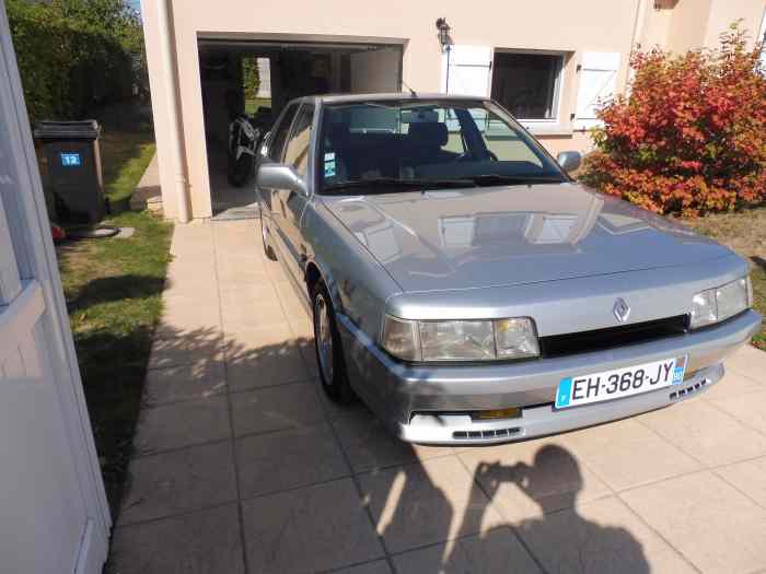 A Vendre  RENAULT  21 2L TURBO  175 CH  9CV 0