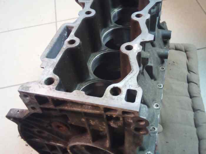 Bloc moteur aluminium 205 rallye 2