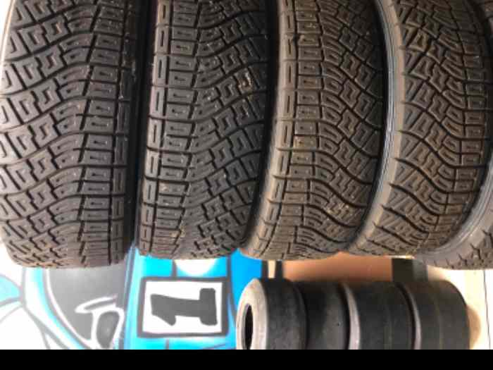 Pneus kumho terre 18p