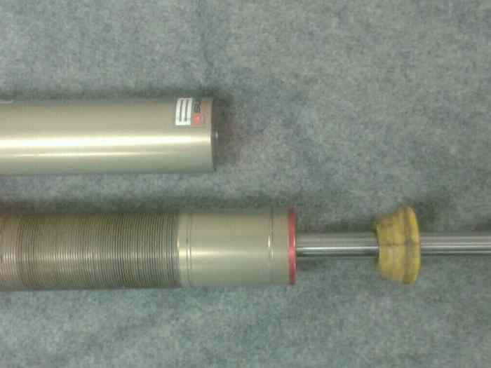 C2R2 MAX ASPHALT REAR DAMPER 65km only