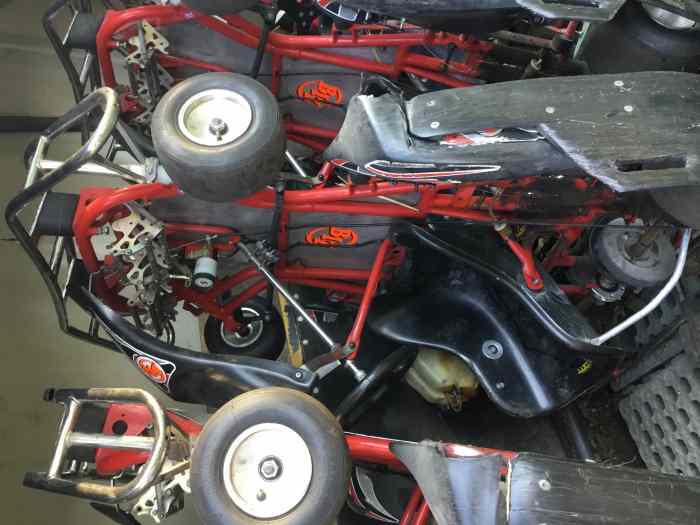 LOT DE KARTING DE LOISIRS 4 TEMPS 1