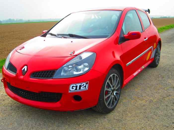clio 3 F214 – photo 1 sur 6