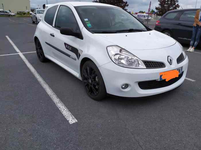 Clio 3 rs World series bye Renault 2
