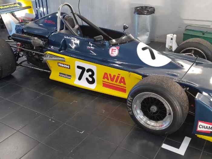 Formule 3 Chevron B38 Toyota 3