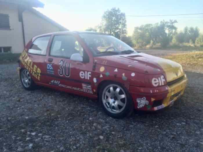 Renault Clio 16s Coupe